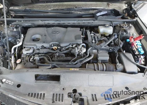 2022 Toyota Camry Le Hybrid z USA, uszkodzony, nr VIN 4T1C31AK9NU042964